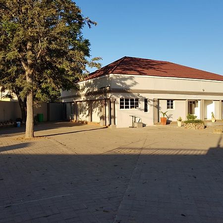 غابورون Batho Pele Lodge المظهر الخارجي الصورة
